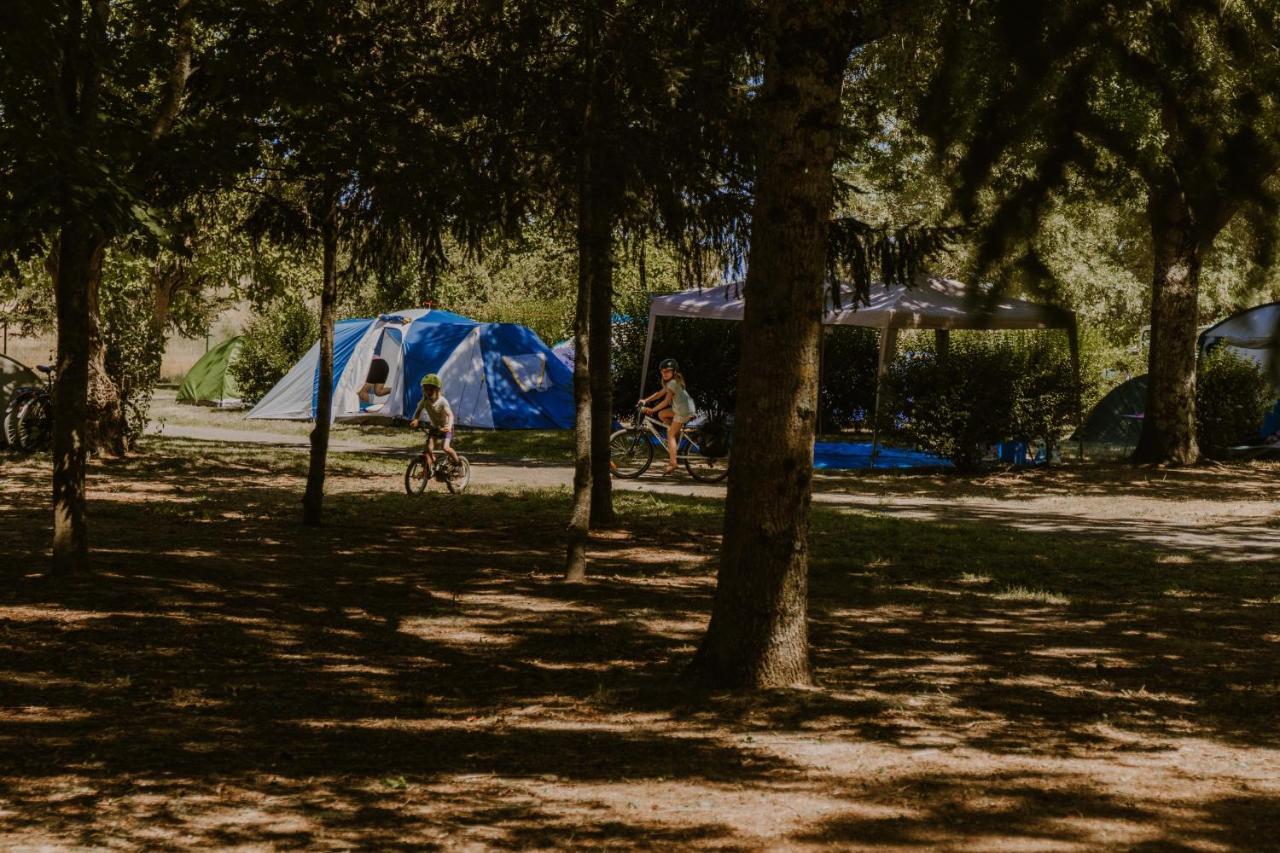 Camping Onlycamp Tours Val De Loire Saint-Avertin Exterior foto
